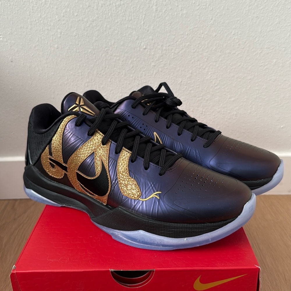 Nike Kobe V 5 Protro 'Year of the Mamba' Eggplant Black Metallic Gold Size 9.5